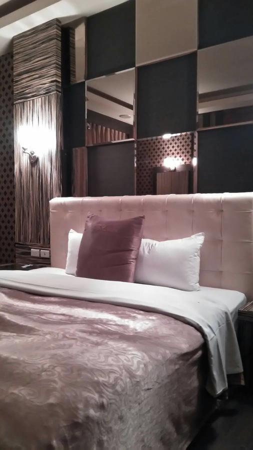 Michelle Motel Taichung Exterior foto